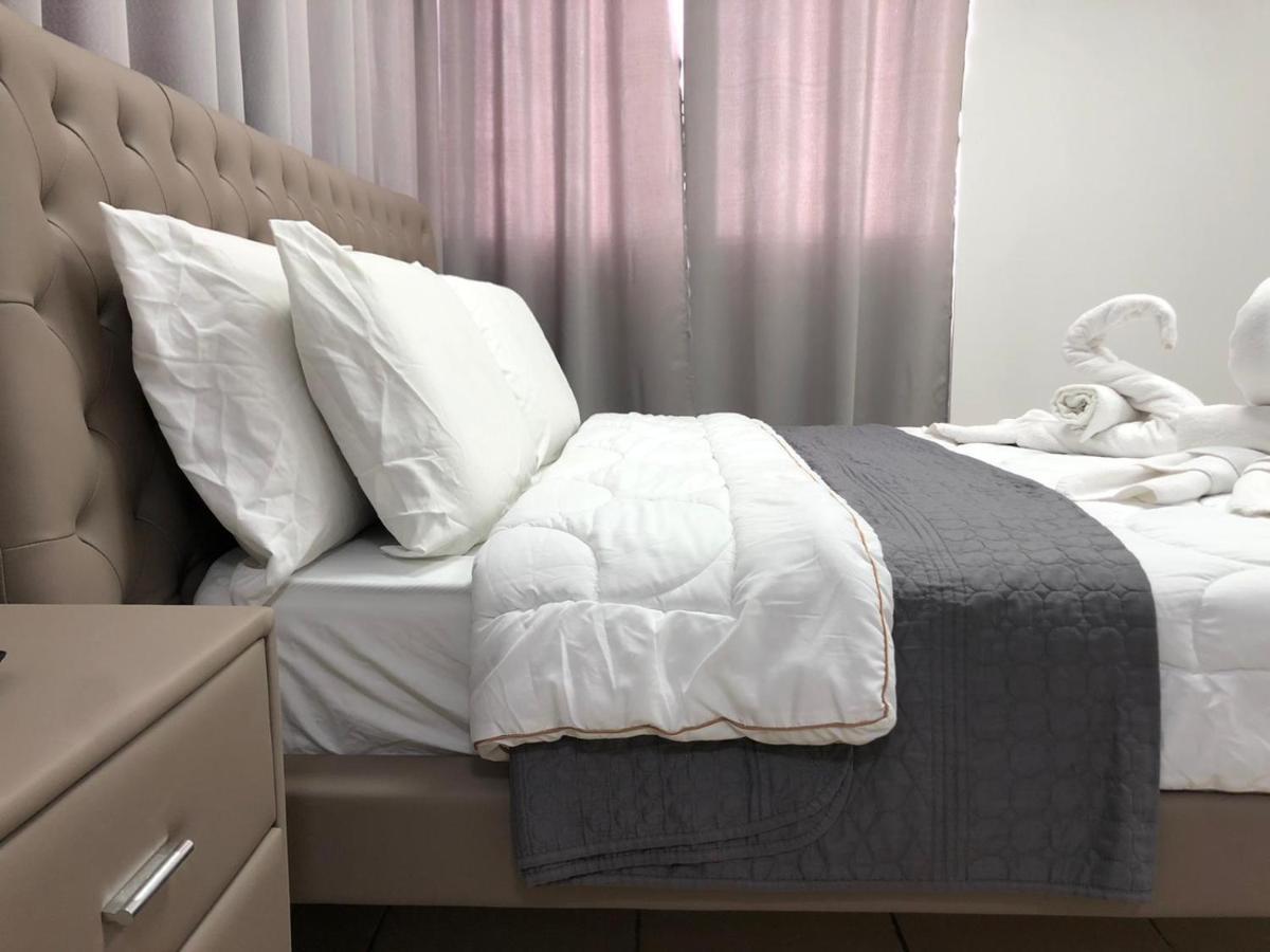 Hotel Room Service Bat Yam Εξωτερικό φωτογραφία