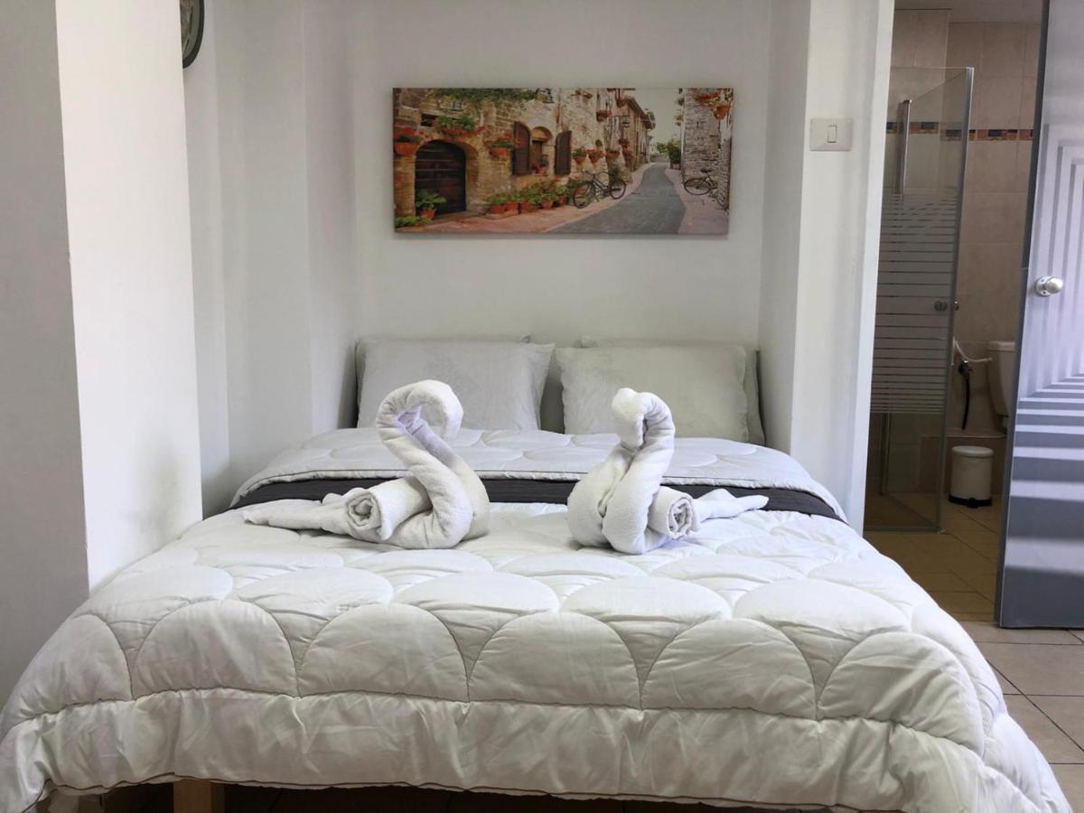 Hotel Room Service Bat Yam Εξωτερικό φωτογραφία