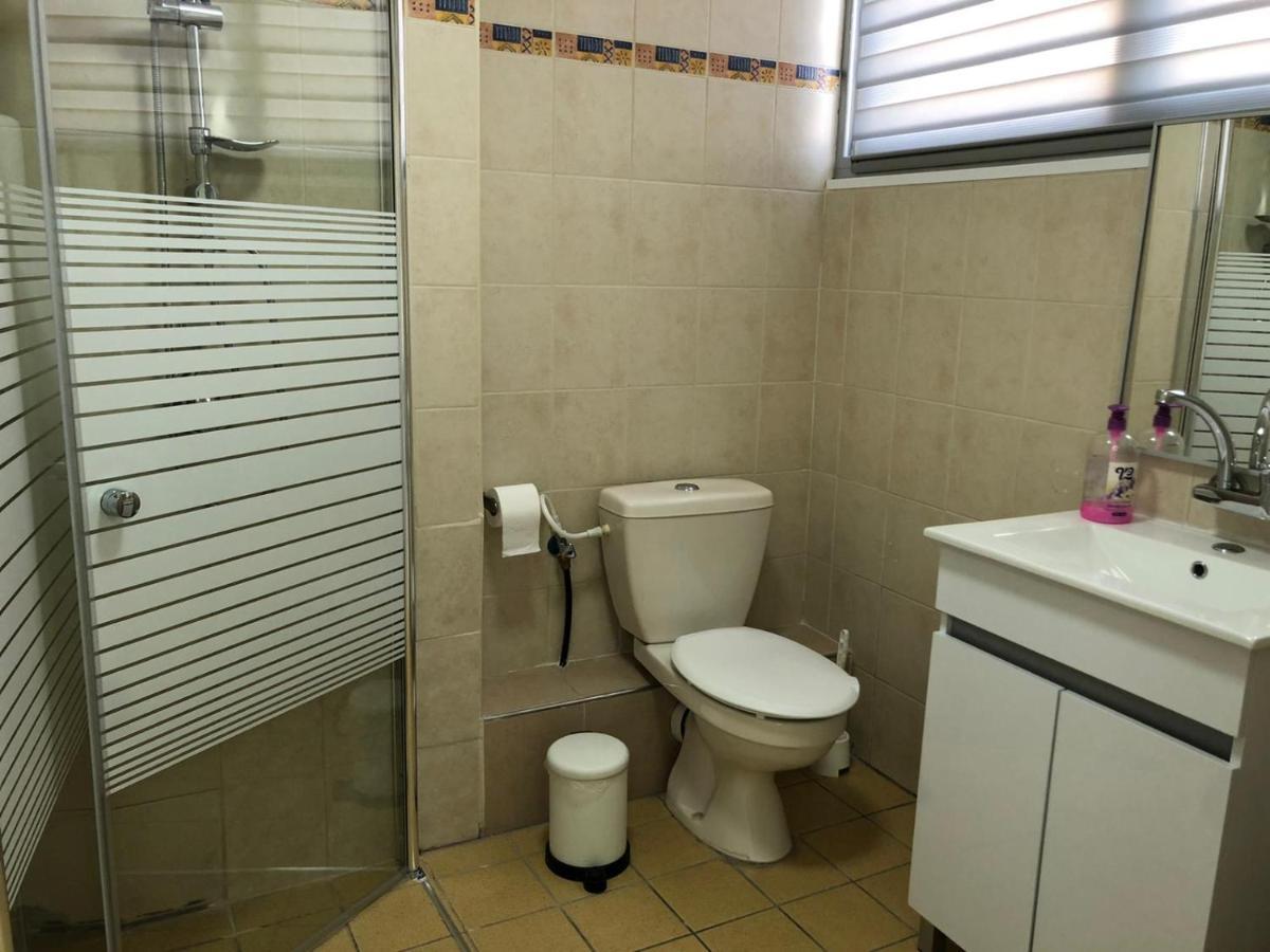 Hotel Room Service Bat Yam Εξωτερικό φωτογραφία